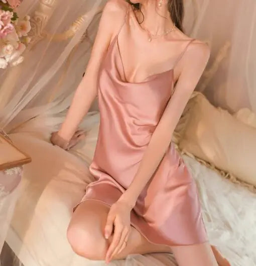 Bodycon Dress Collection: Low-Cut, Backless & Strapless