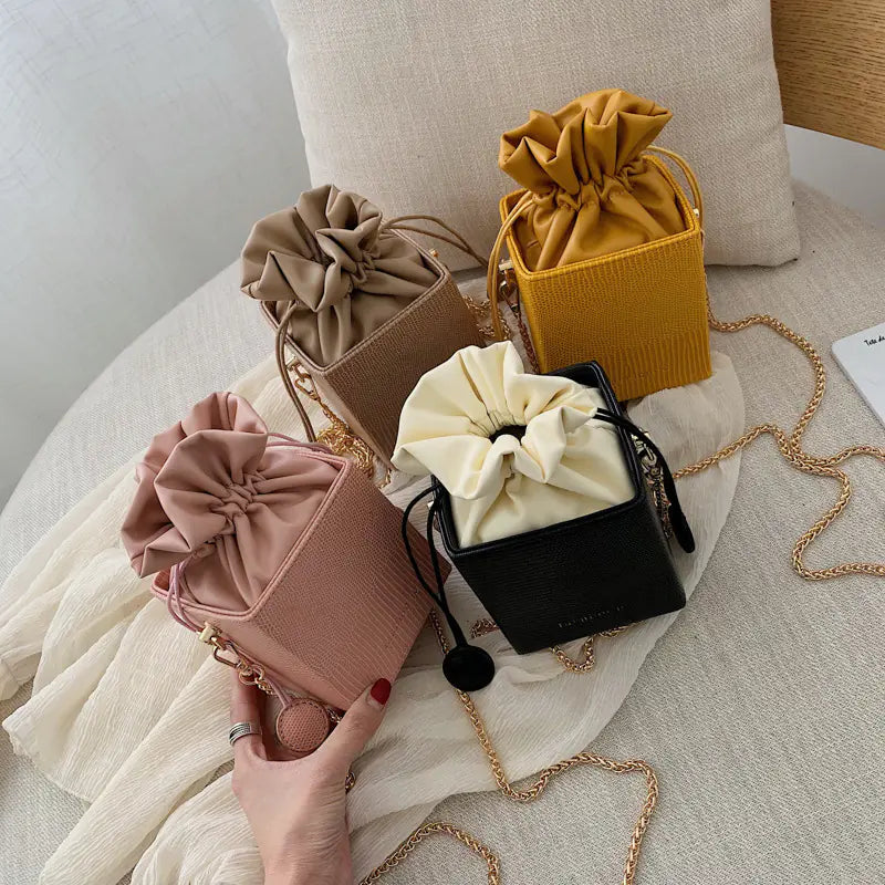 Stylish Women's Bucket Bag - Versatile Shoulder Crossbody