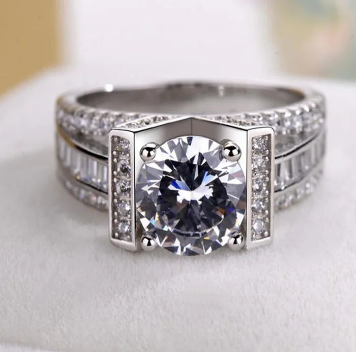 Fashion Zircon Ring for Women and Couples Jewelry