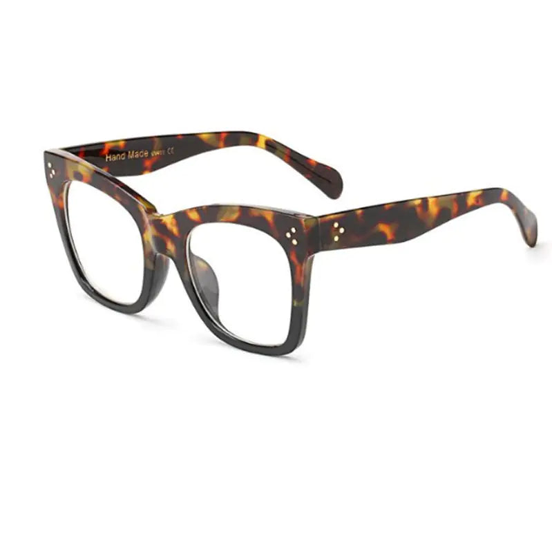 Fashionable Oversized Sunglasses for Women (Model 66189)