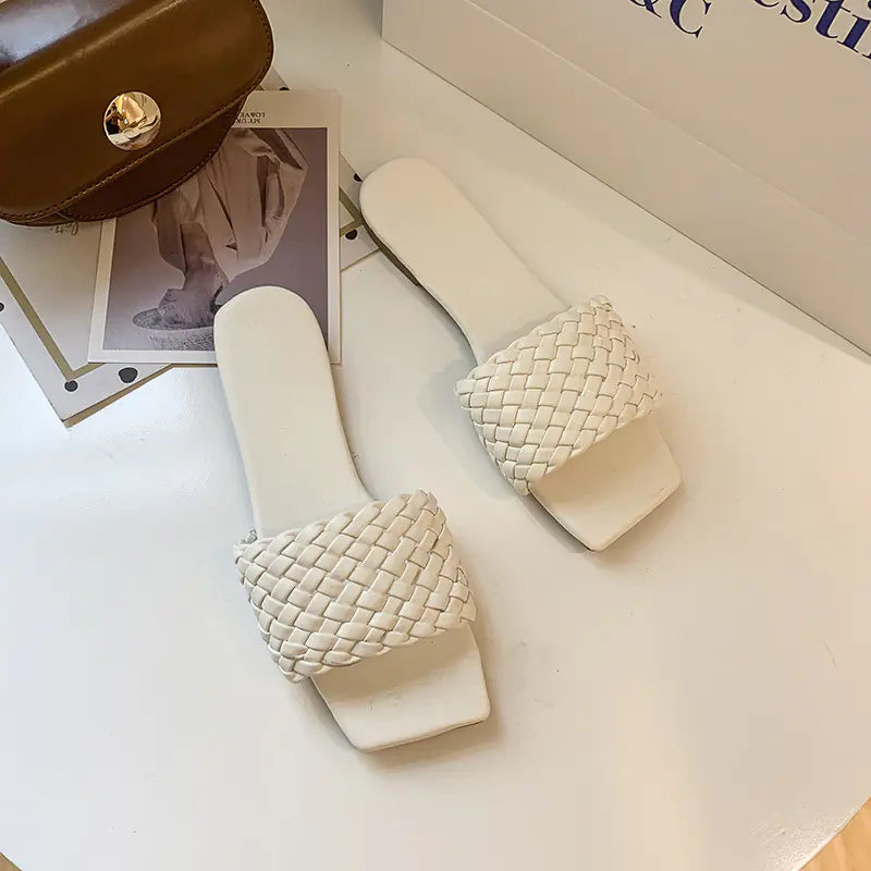 Lightweight Women's Sandals with Braided Belt